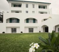 Oyster Bay Hotel